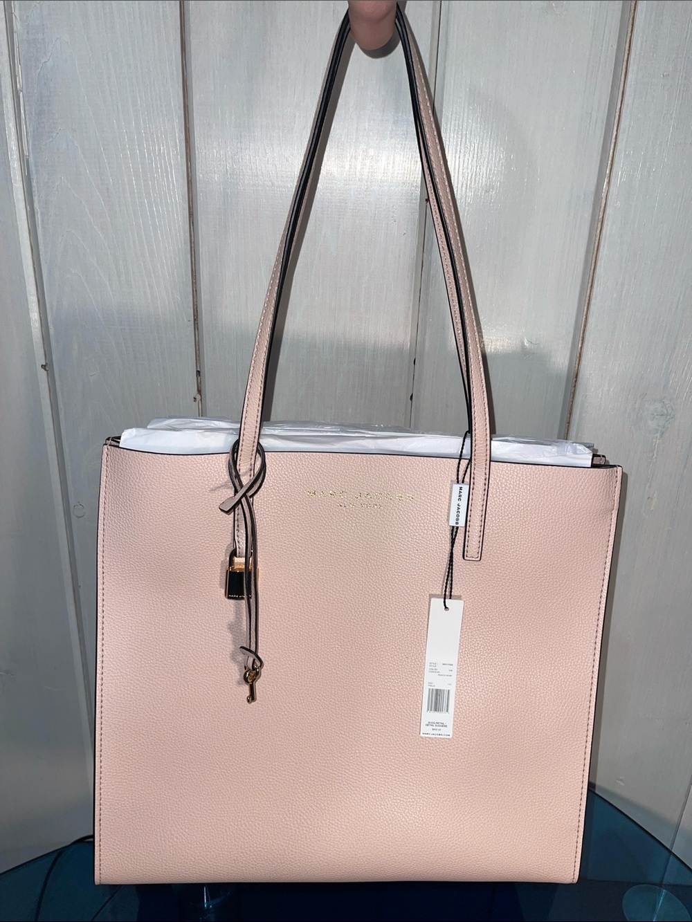 $450 Marc Jacobs Pale Pink Leather Tote with Gold Accent Peach Whip NWT M0015684 - Picture 2 of 10